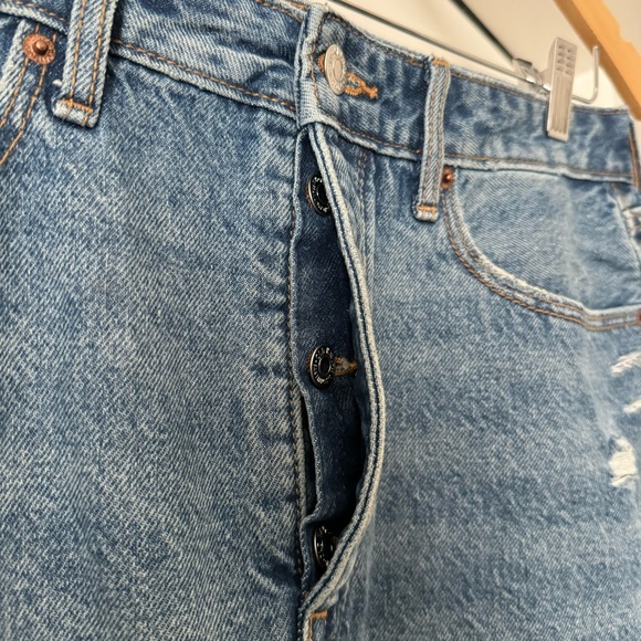 Old Navy Higher High-Waisted Button-Fly O.G. Straight Mini Jean Skirt Size 12 - Picture 4 of 11